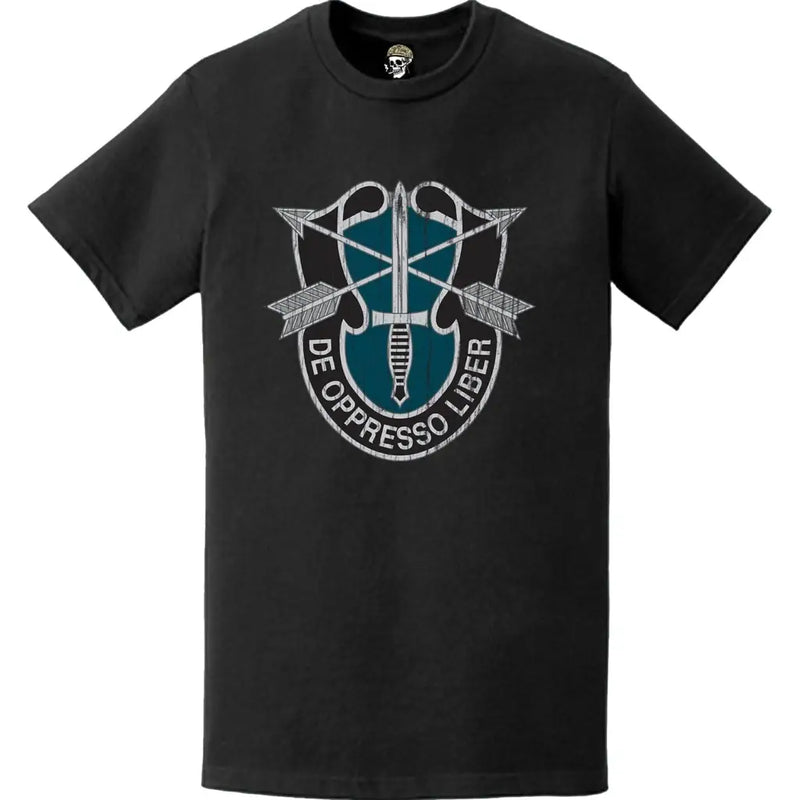 Distressed 19th Special Forces Group De Oppresso Logo T-Shirt