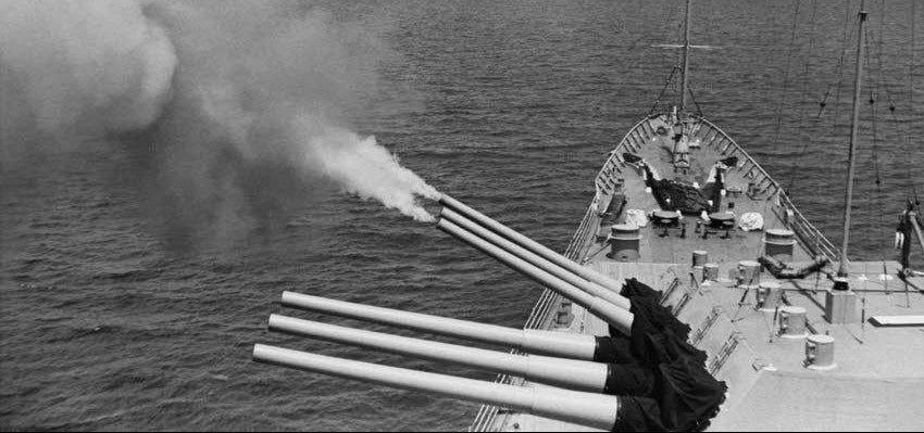 Destroyers on the Gun Line