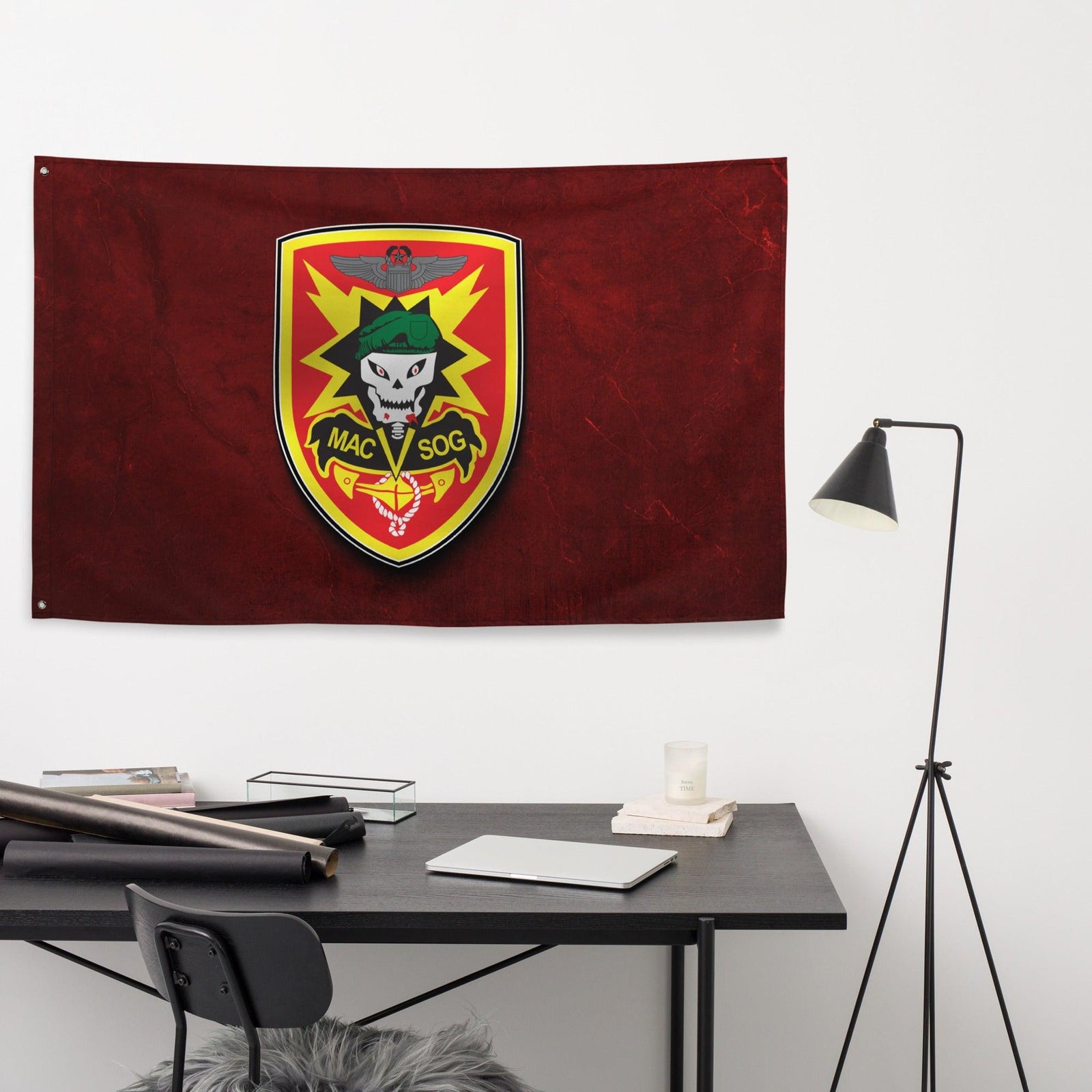 MACV-SOG U.S. Army Special Forces Vietnam War Flag Tactically Acquired   