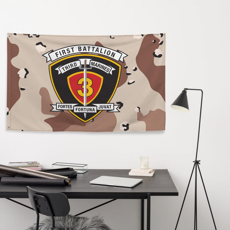 1/3 Marines Chocolate-Chip Camo Wall Flag