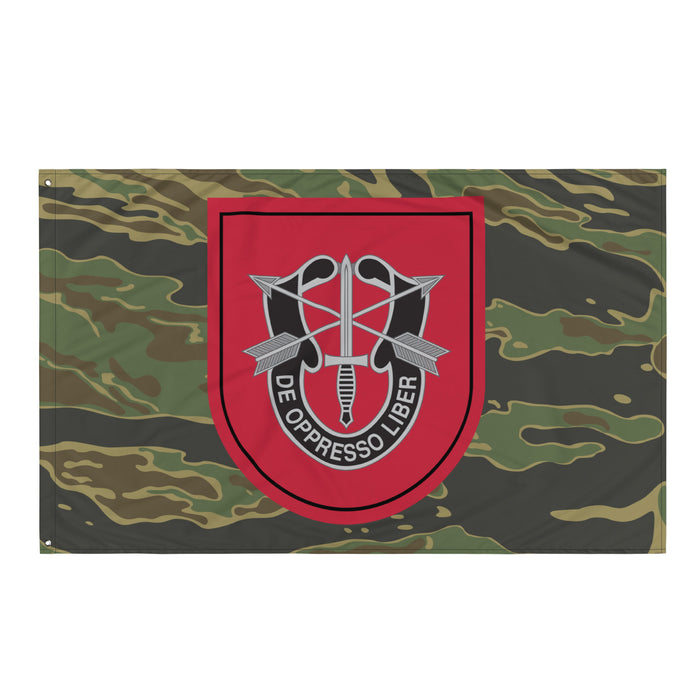 7th Special Forces Group (7th SFG) Tiger Stripe Camo Flag Tactically Acquired   