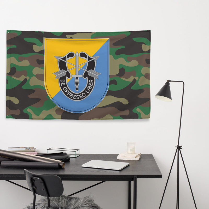 8th Special Forces Group (8th SFG) Woodland Camo Flag