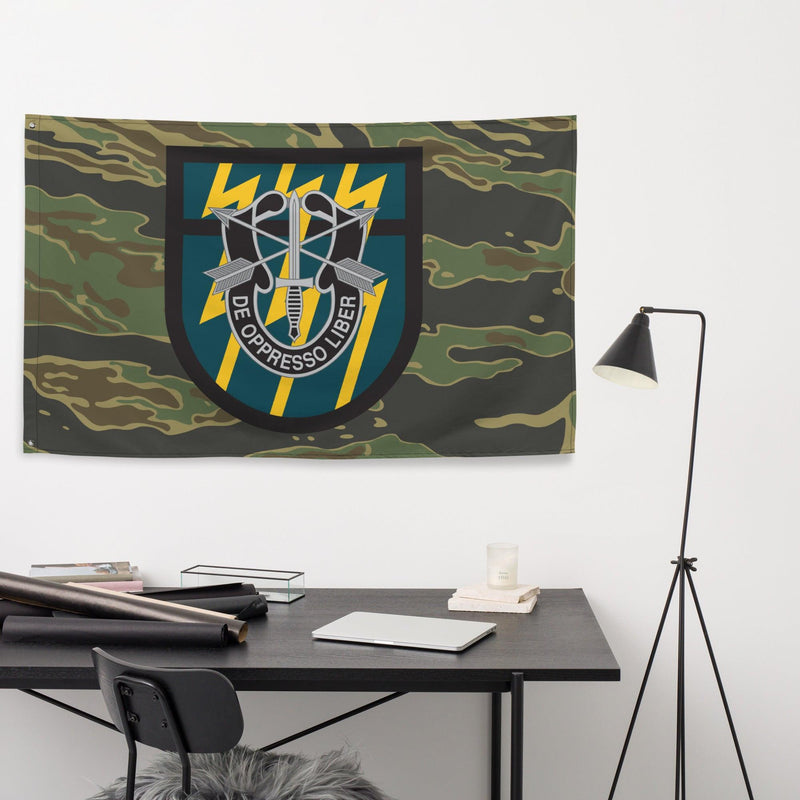 12th Special Forces Group (12th SFG) Tiger Stripe Camo Flag