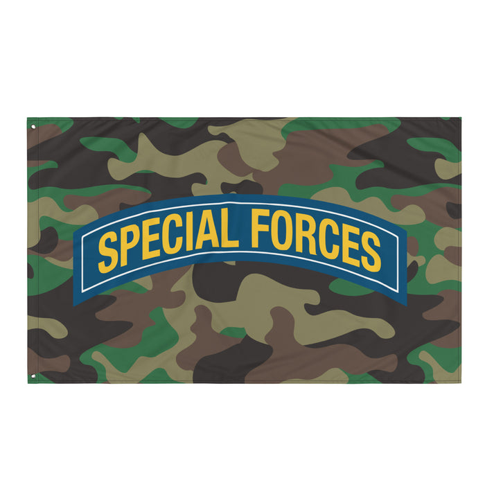 U.S. Army Special Forces Tab Woodland Camo Flag Tactically Acquired   