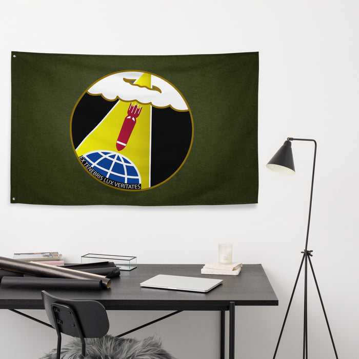 489th Bombardment Group Military Green Wall Flag Tactically Acquired   