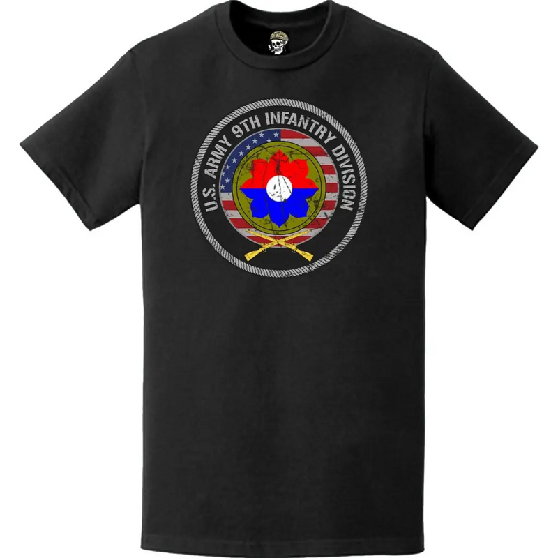 Patriotic 9th Infantry Division American Flag Crest Distressed T-Shirt
