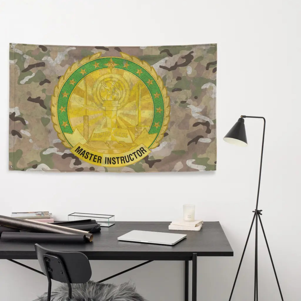 U.S. Army Master Instructor Badge Indoor Wall Flag Tactically Acquired   